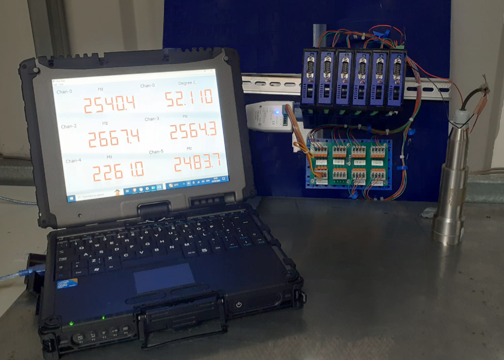 Vibrating Wire Sensor Test System